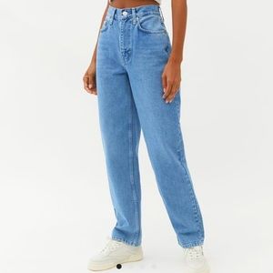 URBAN OUTFITTERS Relaxed Jean Size 31